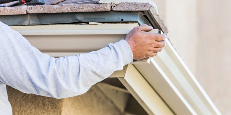 Sectional vs Seamless: How to Choose the Best Gutter System for Your Home